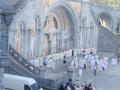 Eucharistická procesia v Lurdách